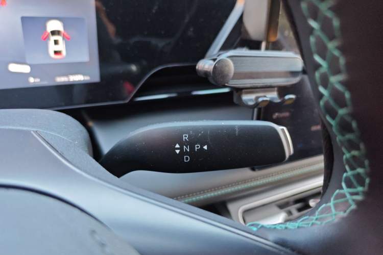 Used BYD Qin L 2025 EV 470KM Leading Edition Gear Lever
