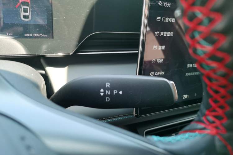 Used BYD Qin L 2025 EV 545KM Excellence Edition Gear Lever