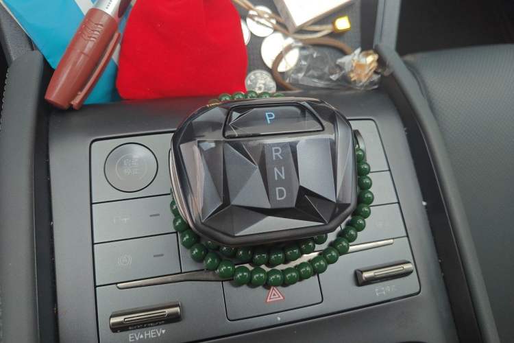 Used BYD Qin L 2025 DM-i Smart Drive 80KM Leading Model Gear Lever
