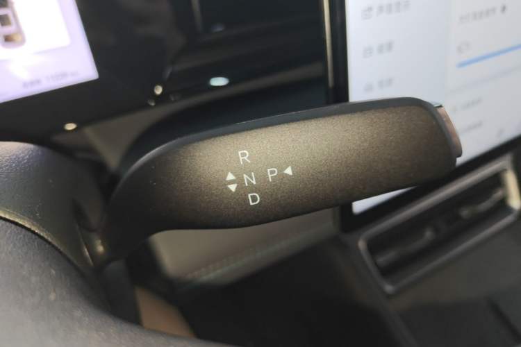 Used BYD Qin L 2025 EV 545KM Excellence Edition Gear Lever
