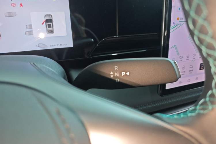 Used BYD Qin L 2025 EV 470KM Leading Edition Gear Lever