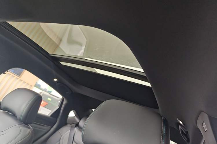 Used BYD Qin L 2025 DM-i Smart Drive 120KM Superior Model Headliner