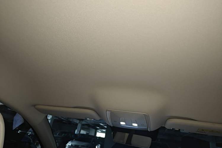 Used BYD Qin L 2025 DM-i Smart Drive 80KM Leading Model Headliner