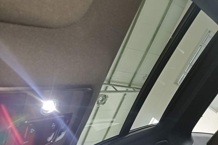 Used BYD Qin L 2025 DM-i Smart Drive 120KM Superior Model Headliner