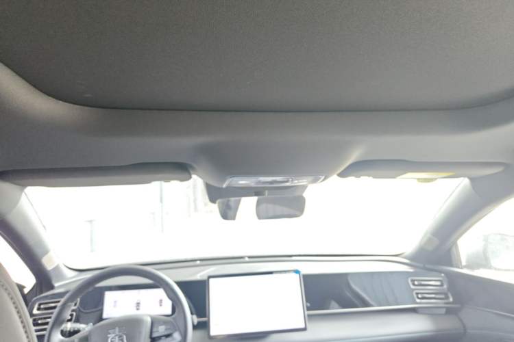 Used BYD Qin L 2025 DM-i Smart Drive 120KM Leading Model Headliner