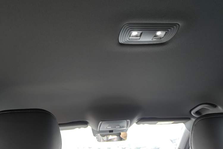 Used BYD Qin L 2025 DM-i Smart Drive 80KM Leading Model Headliner