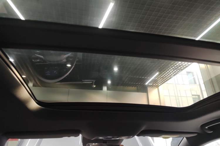Used BYD Qin L 2025 DM-i Smart Drive 120KM Superior Model Headliner