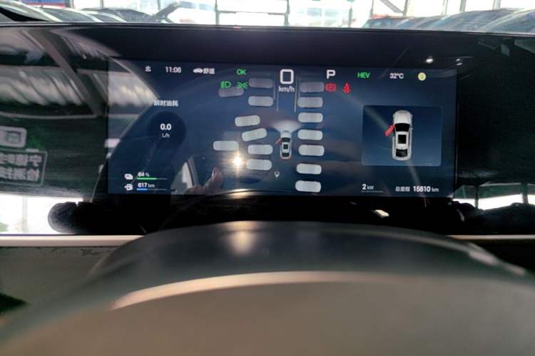 Used BYD Qin L 2025 DM-i Smart Drive 80KM Leading Model Instrument Cluster