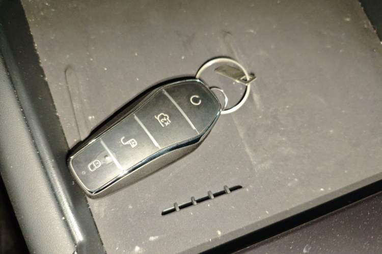 Used BYD Qin L 2025 EV 545KM Cloud Suspension Edition Interior 1