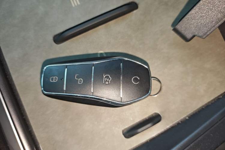 Used BYD Qin L 2025 EV 470KM Leading Edition Interior 1