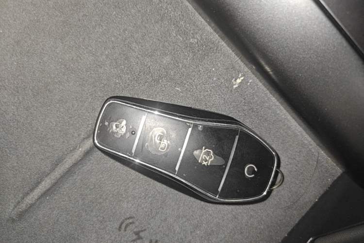 Used BYD Qin L 2025 DM-i Smart Drive 120KM Superior Model Interior 1