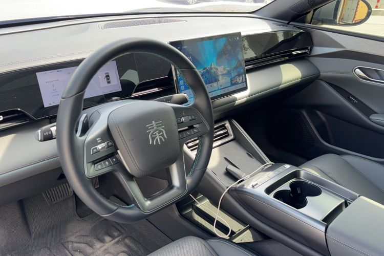 Used BYD Qin L 2025 EV 545KM Beyond Version Interior 1