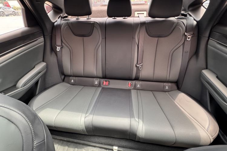 Used BYD Qin L 2025 DM-i Smart Drive 120KM Leading Model Interior 10