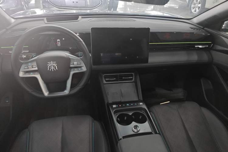 Used BYD Qin L 2025 EV 545KM Excellence Edition Interior 2