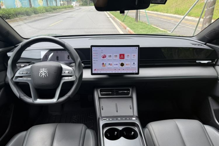 Used BYD Qin L 2025 EV 545KM Beyond Version Interior 2