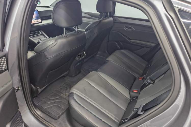 Used BYD Qin L 2025 EV 545KM Beyond Version Interior 3