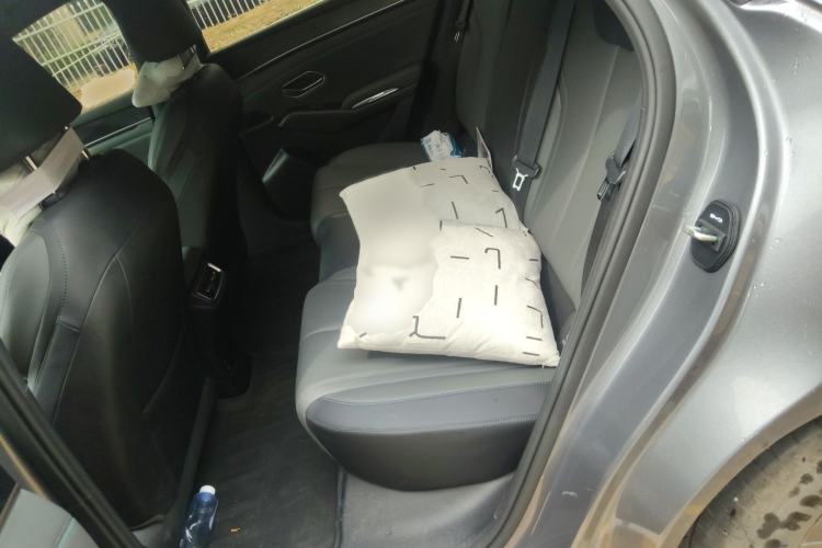 Used BYD Qin L 2025 DM-i Smart Drive 80KM Leading Model Interior 4