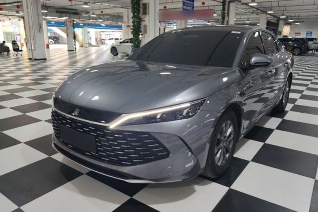 Used BYD Qin L 2025 DM-i Smart Drive 80KM Leading Model