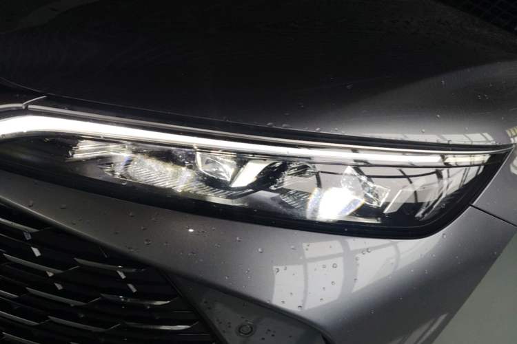 Used BYD Qin L 2025 DM-i Smart Drive 80KM Leading Model Left Front Headlight