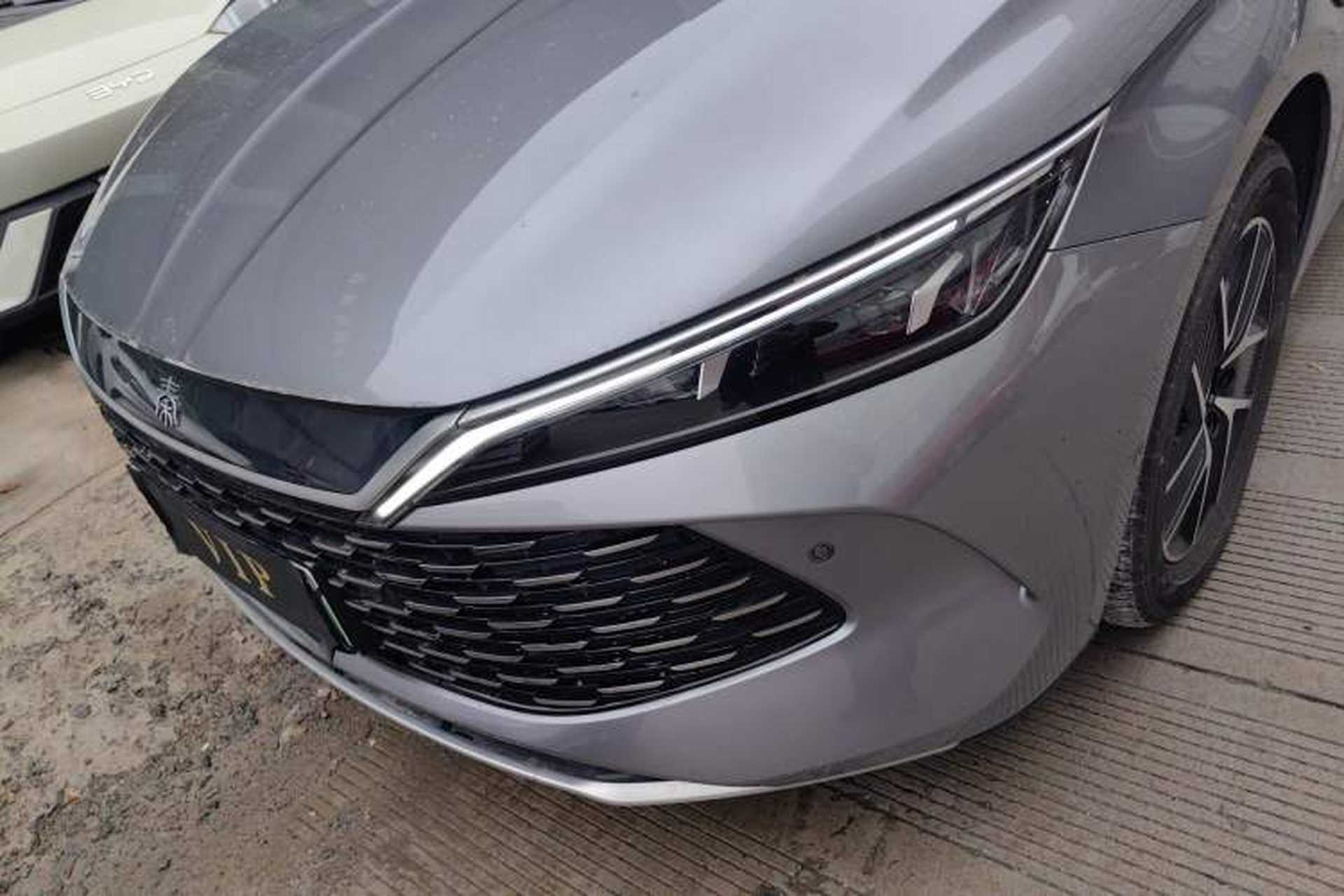Used BYD Qin L 2025 DM-i Smart Drive 120KM Superior Model Left Front Headlight