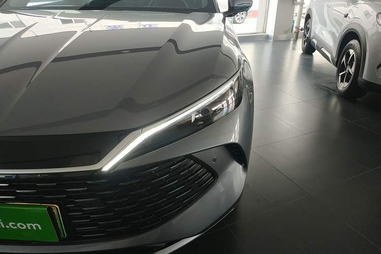 Used BYD Qin L 2025 DM-i Smart Drive 120KM Leading Model Left Front Headlight