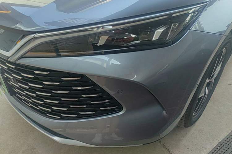 Used BYD Qin L 2025 DM-i Smart Drive 120KM Superior Model Left Front Headlight