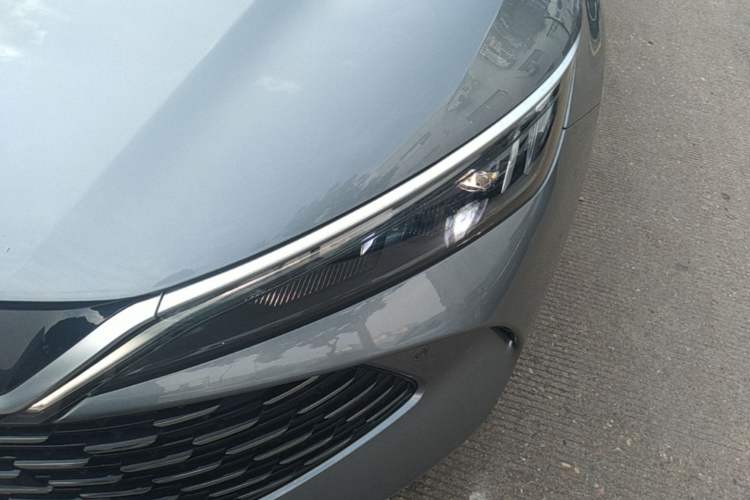 Used BYD Qin L 2025 DM-i Smart Drive 120KM Superior Model Left Front Headlight