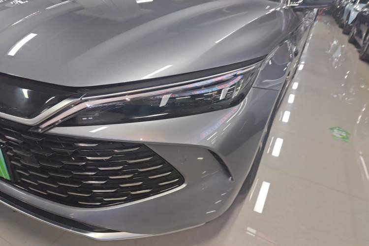 Used BYD Qin L 2025 DM-i Smart Drive 80KM Superior Model Left Front Headlight
