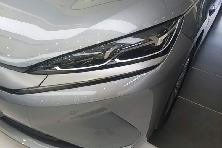 Used BYD Qin L 2025 EV 545KM Beyond Version Left Front Headlight
