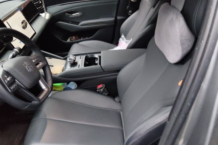 Used BYD Qin L 2025 DM-i Smart Drive 120KM Leading Model Left Front Seat