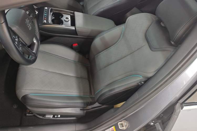 Used BYD Qin L 2025 EV 545KM Excellence Edition Left Front Seat