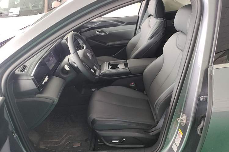 Used BYD Qin L 2025 EV 470KM Leading Edition Left Front Seat