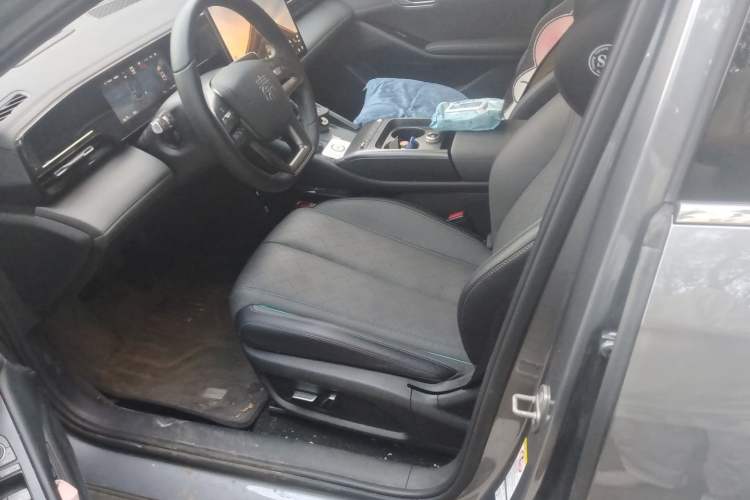Used BYD Qin L 2025 EV 545KM Excellence Edition Left Front Seat