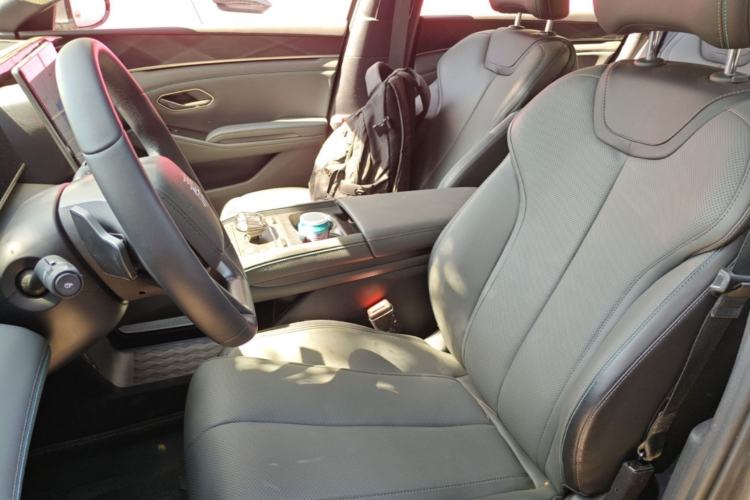 Used BYD Qin L 2025 DM-i Smart Drive 120KM Superior Model Left Front Seat
