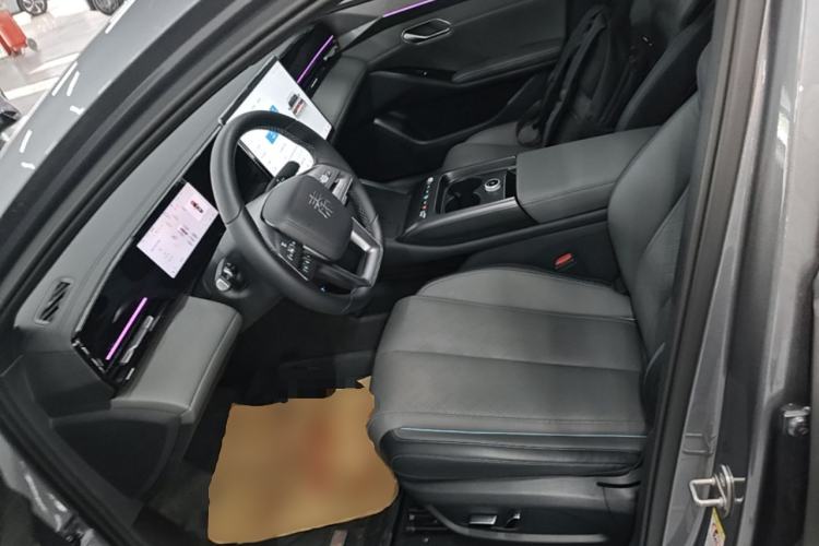 Used BYD Qin L 2025 EV 545KM Cloud Suspension Edition Left Front Seat