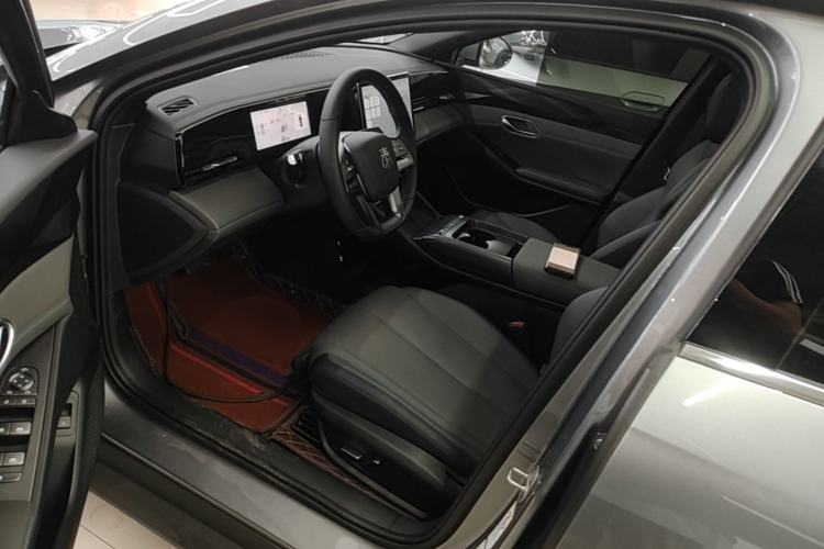 Used BYD Qin L 2025 EV 470KM Leading Edition Left Front Seat