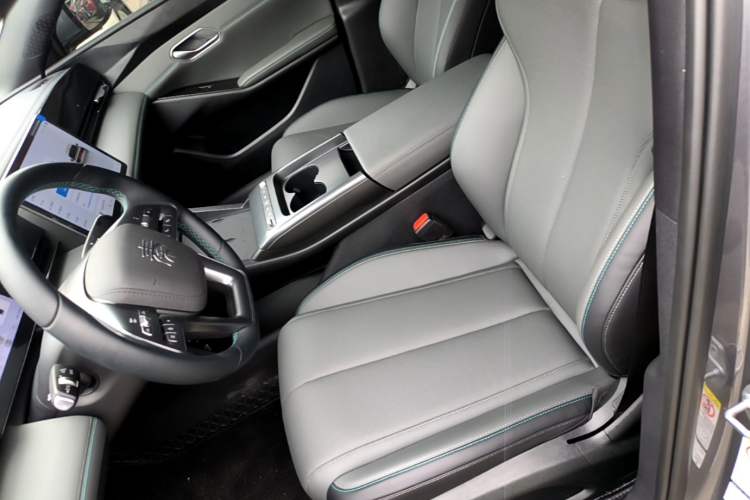 Used BYD Qin L 2025 EV 470KM Leading Edition Left Front Seat