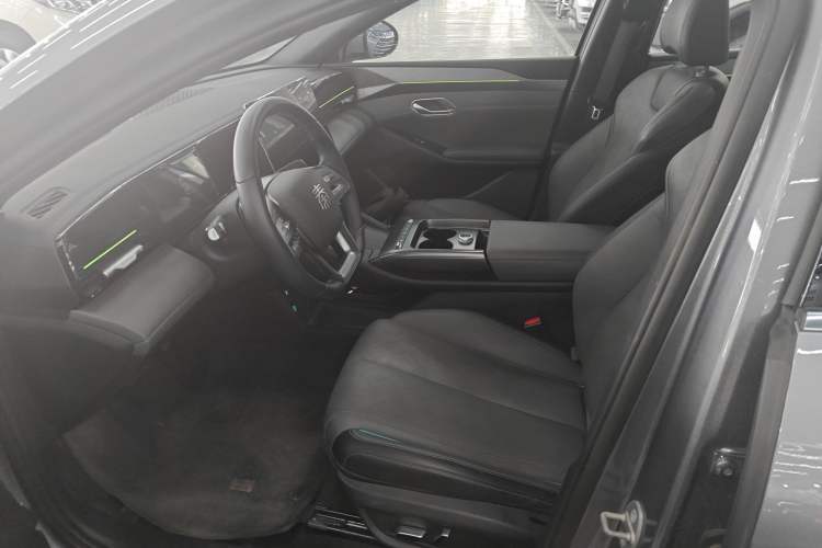 Used BYD Qin L 2025 EV 545KM Excellence Edition Left Front Seat