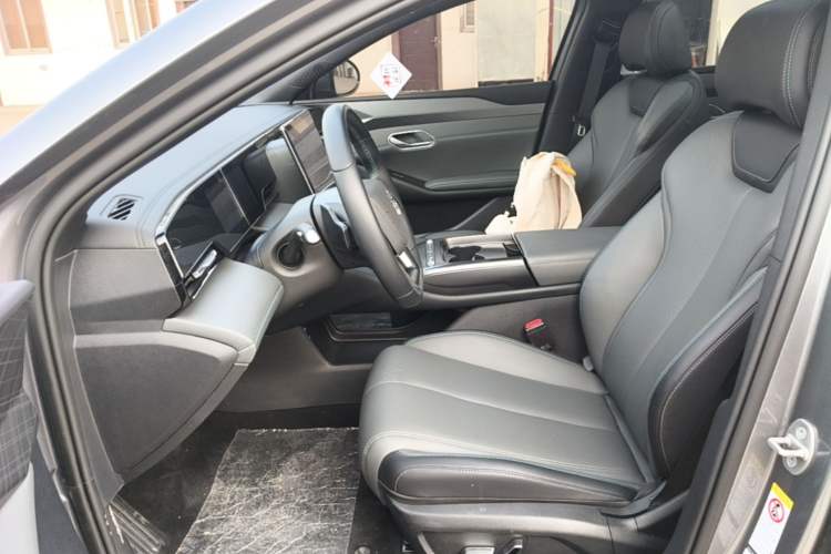 Used BYD Qin L 2025 EV 545KM Beyond Version Left Front Seat
