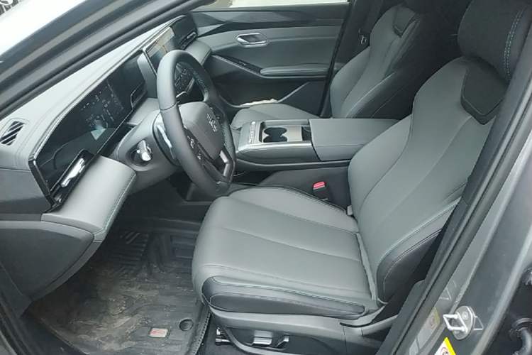 Used BYD Qin L 2025 EV 470KM Leading Edition Left Front Seat