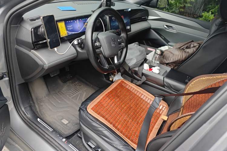 Used BYD Qin L 2025 EV 545KM Beyond Version Left Front Seat