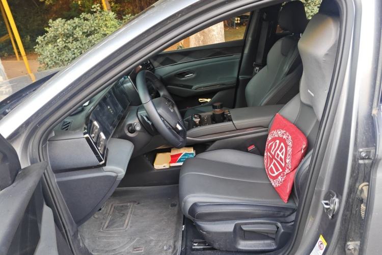 Used BYD Qin L 2025 DM-i Smart Drive 80KM Leading Model Left Front Seat