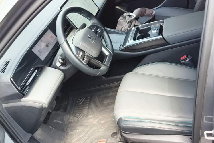 Used BYD Qin L 2025 EV 545KM Excellence Edition Left Front Seat