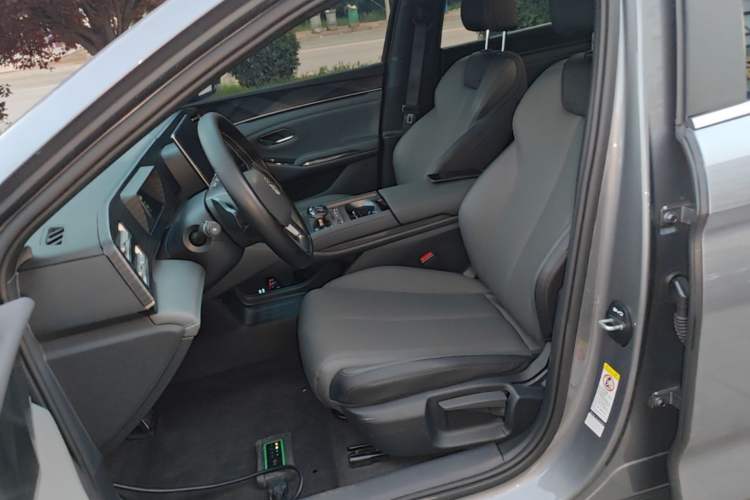 Used BYD Qin L 2025 DM-i Smart Drive 80KM Leading Model Left Front Seat