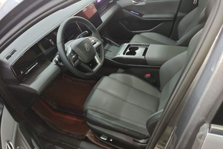Used BYD Qin L 2025 EV 470KM Leading Edition Left Front Seat