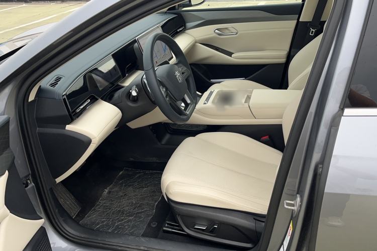 Used BYD Qin L 2025 EV 545KM Beyond Version Left Front Seat