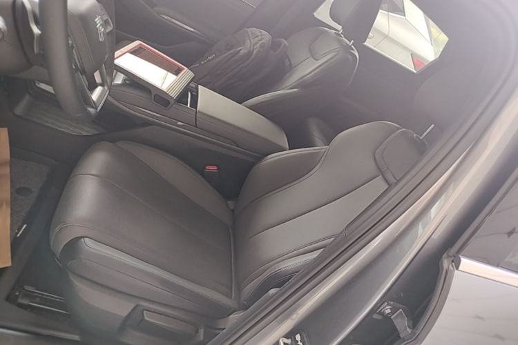 Used BYD Qin L 2025 DM-i Smart Drive 80KM Leading Model Left Front Seat