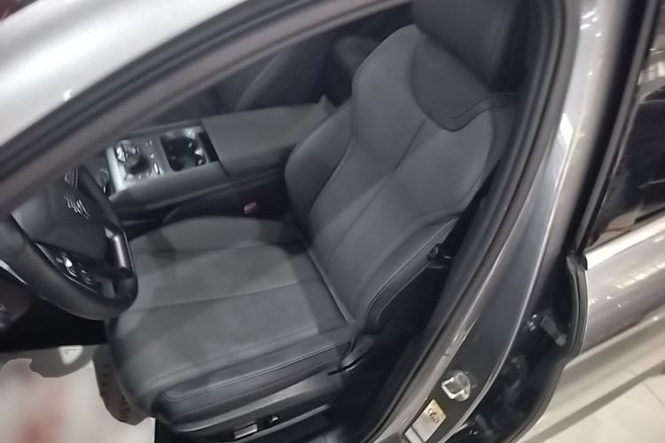 Used BYD Qin L 2025 DM-i Smart Drive 120KM Leading Model Left Front Seat