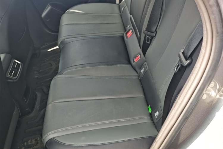 Used BYD Qin L 2025 DM-i Smart Drive 120KM Superior Model Left Rear Seat
