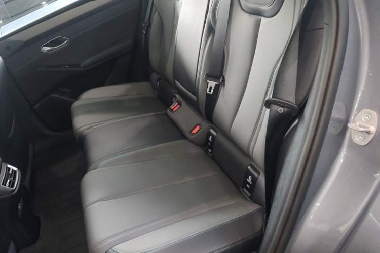 Used BYD Qin L 2025 EV 545KM Beyond Version Left Rear Seat
